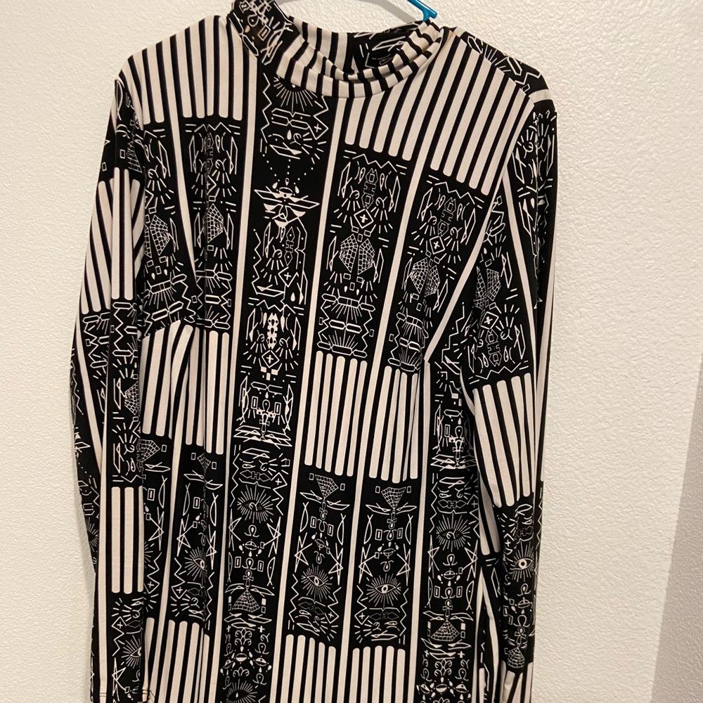 Plus Size Black & White Bodycon Dress 1x